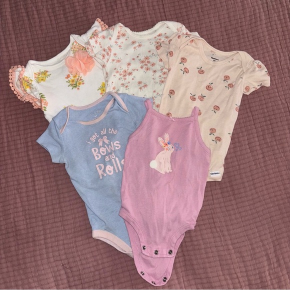 Carter’s Bodysuits in Pink and Blue - Picture 1 of 11